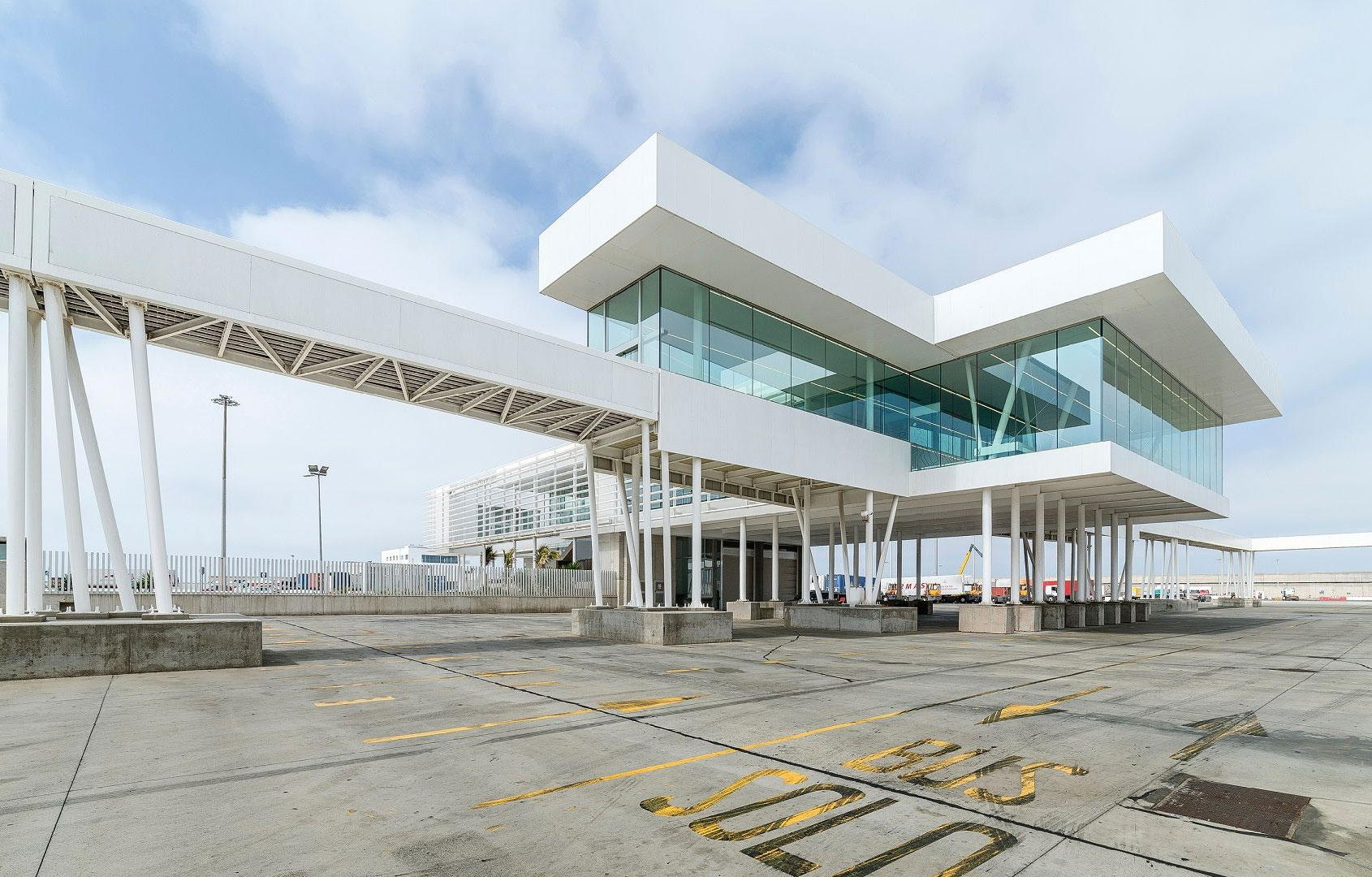 Terminal de pasajeros de Naviera Armas en el Puerto de la Luz y de Las Palmas